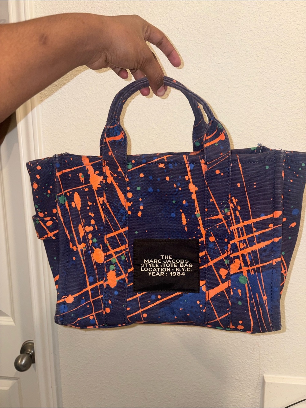 Women’s tote - Picture 2 of 2